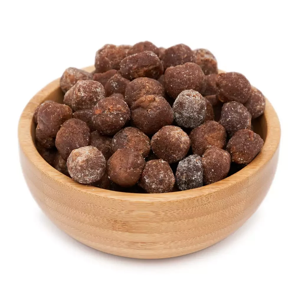 Spicy-tamarind-in-a-wooden-bowl