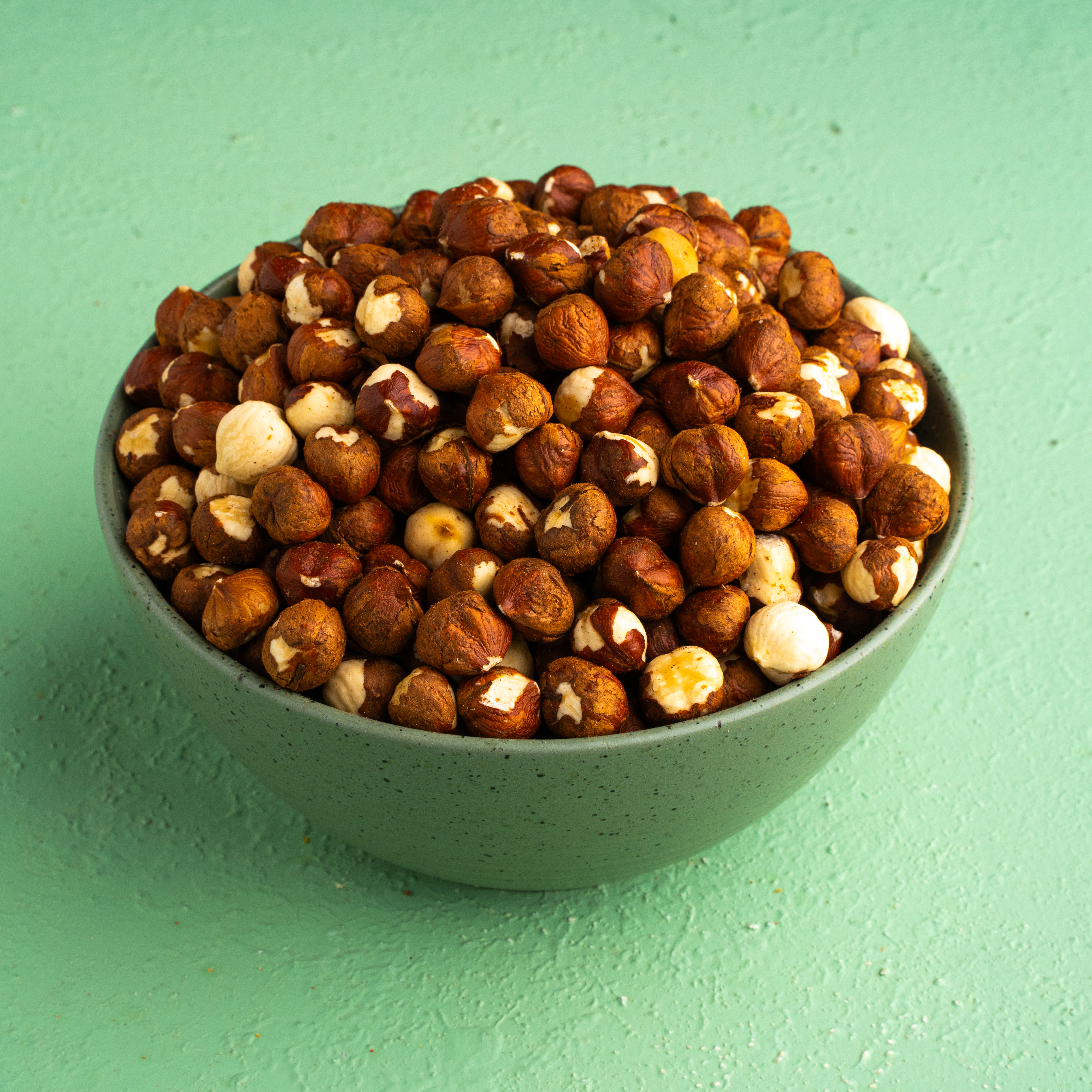 مغز فندق خام ایرانی