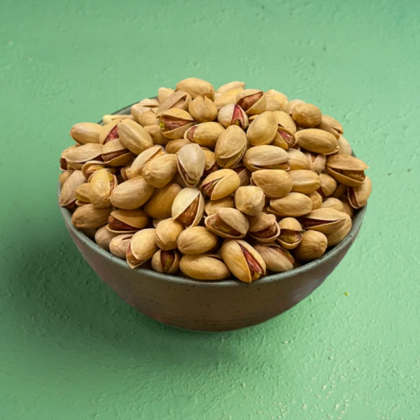 پسته احمدآقایی سرکه نمکی